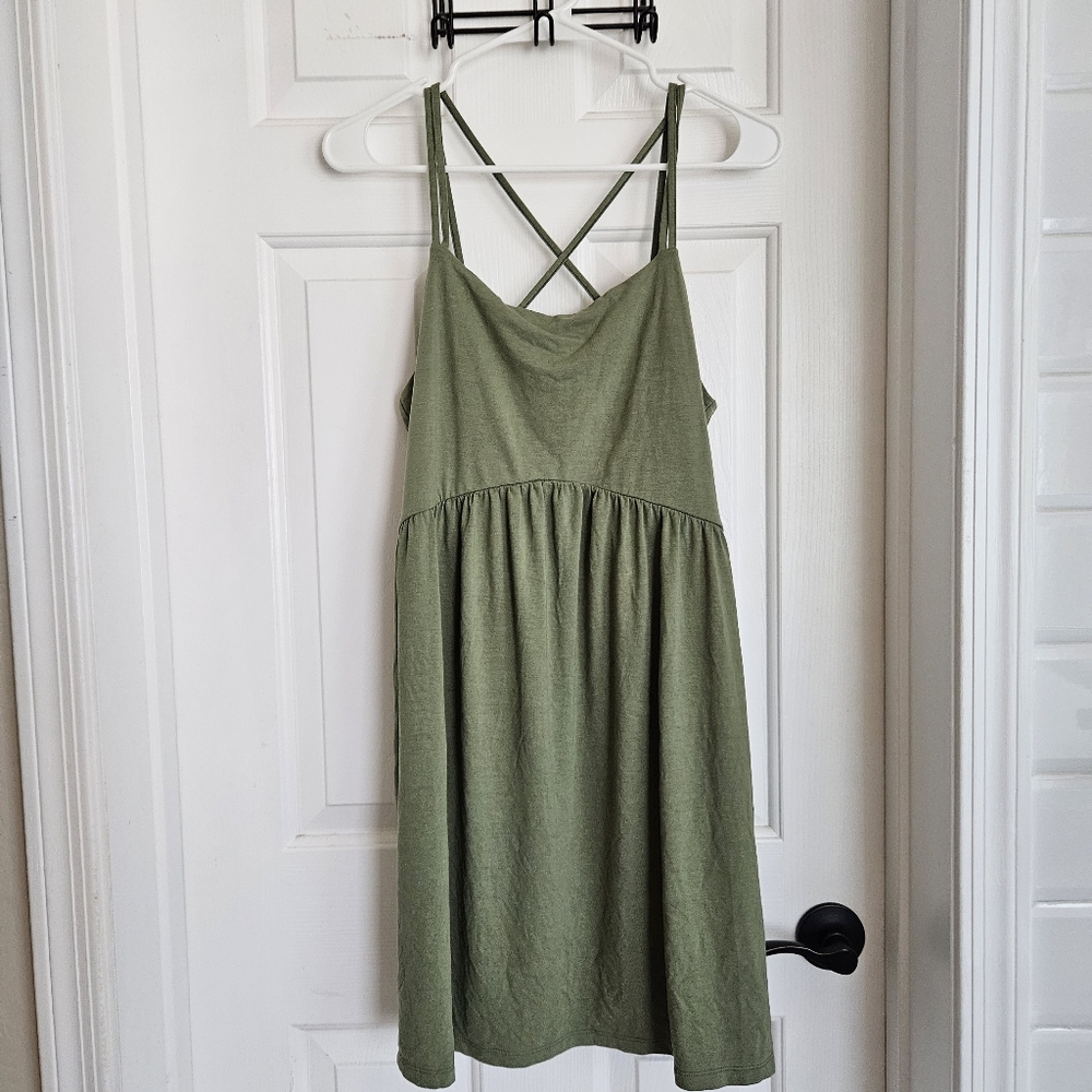 Old Navy Green Crossback Strappy Swing Dress Size L NWT